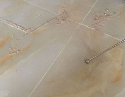 忠县瓷砖空鼓维修公司分享粘合剂选择不当在瓷砖铺贴过程中可能导致以下问题
